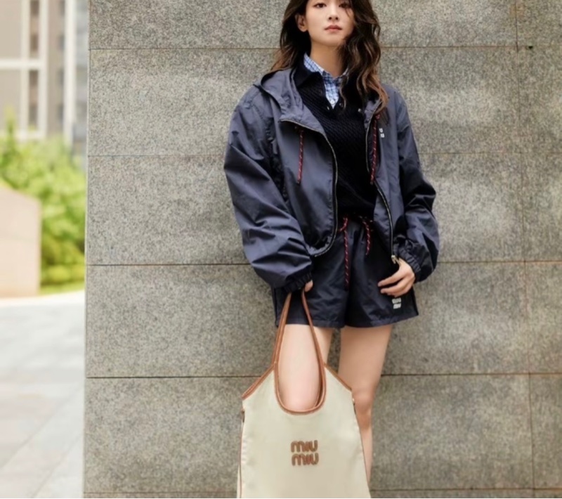 促銷品 2026 春夏貨 Miu Miu Ivy 帆布手提單肩包-3