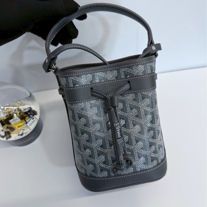 Goyard Mini 水桶包 灰色 全新品-1
