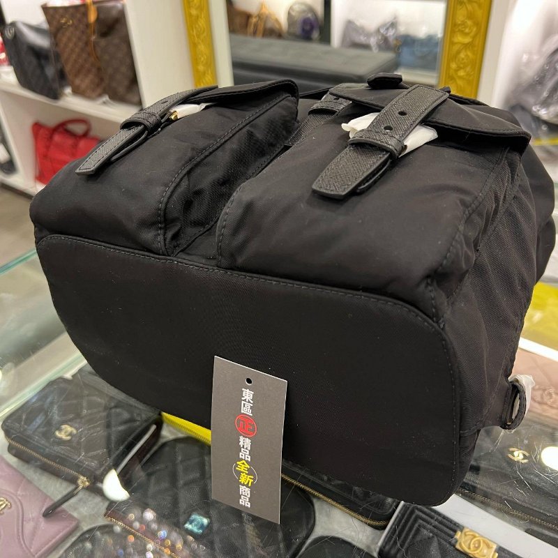 東區正精品㊣PRADA 1BZ677 全新黑色尼龍束口前雙口袋磁釦後背包小款 RZ5190-6