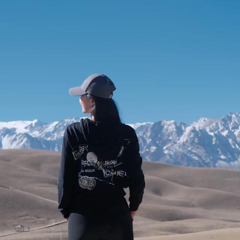 Chanel 黑色工藝亮片刺繡🪡經典連帽外套🖤王一博同款-8