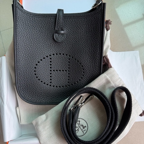 💖Hermes mini Evelyne 黑色銀釦💖 K刻 全新全配