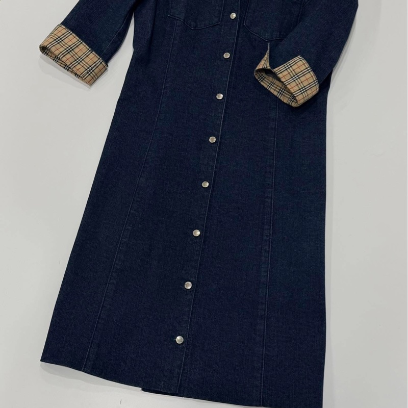 BURBERRY 經典格紋彈性按扣牛仔洋裝-5