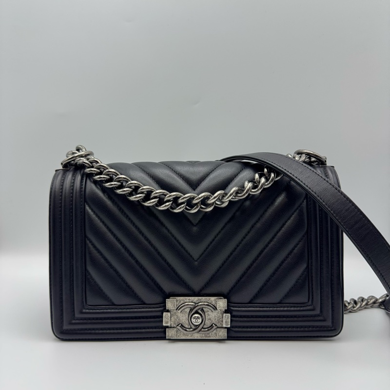 Chanel 香奈兒Leboy中號25V紋羊皮黑银單肩包-0