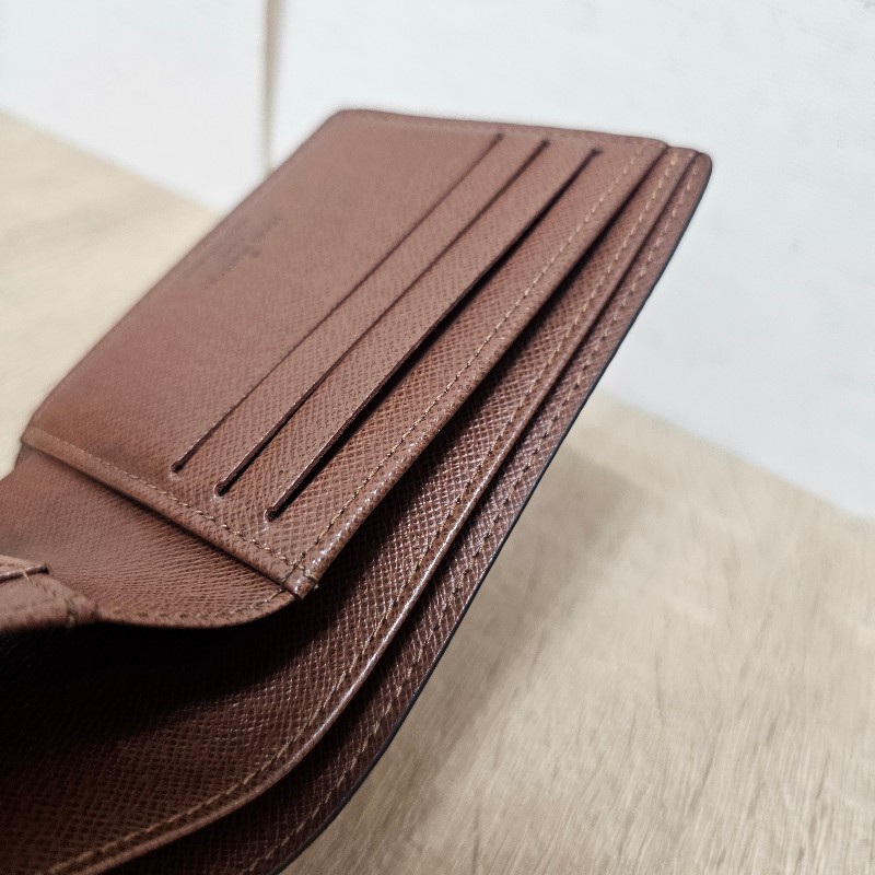 [品況新,新年甜價出❣️] LV老花交叉對開短夾-10