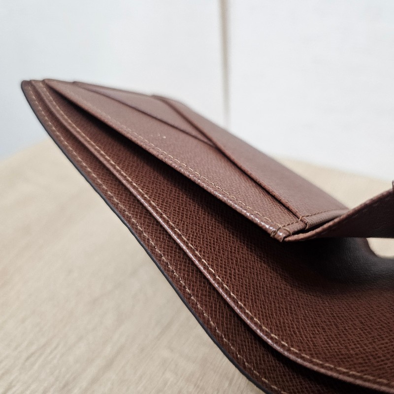 [品況新,新年甜價出❣️] LV老花交叉對開短夾-11