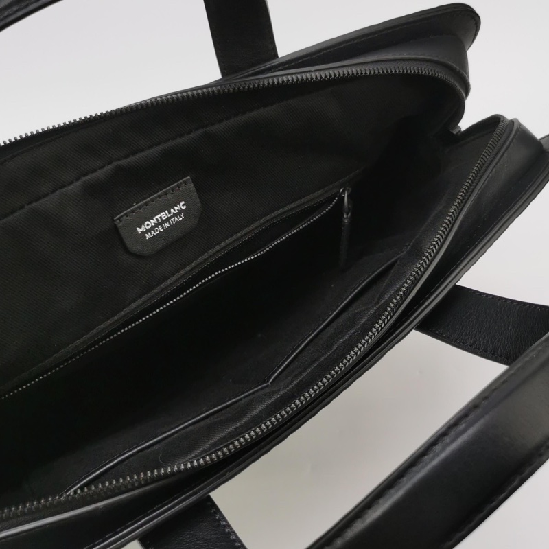 98新Montblanc萬寶龍牛皮純色壓紋徽標Logo斜挎包單肩包 。-5