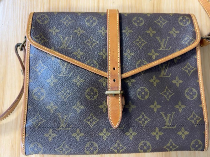 LV中古老花信封包-5