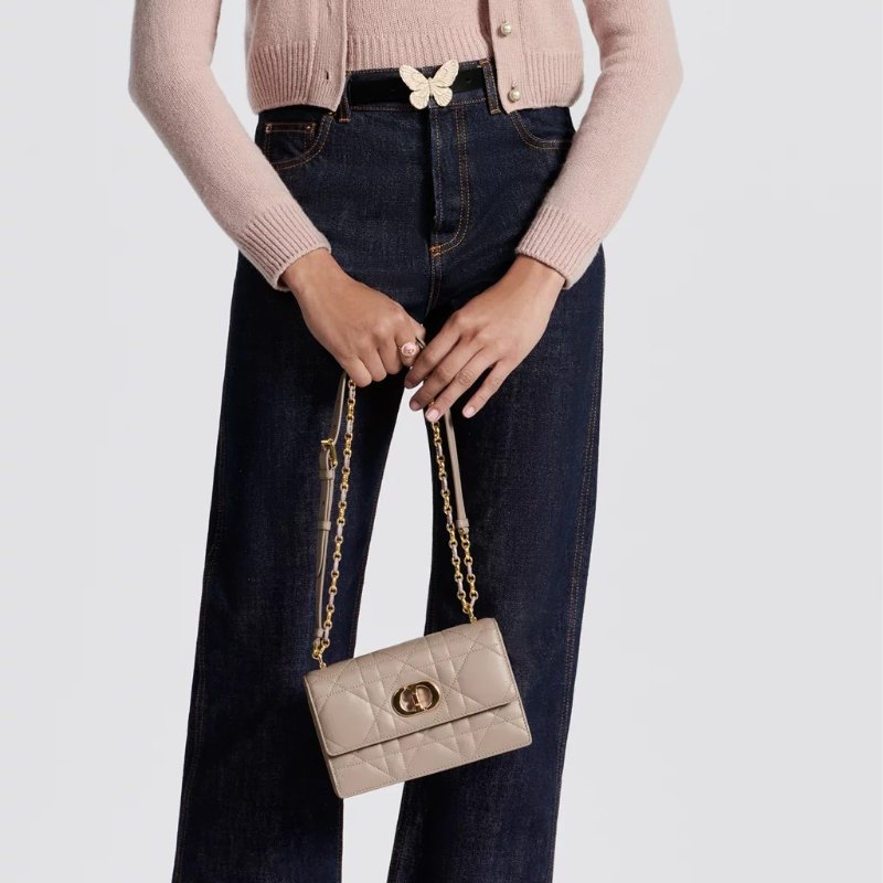 CHRISTIAN DIOR - 淡米色羊皮金釦Miss Caro 大籐格紋斜背包-2