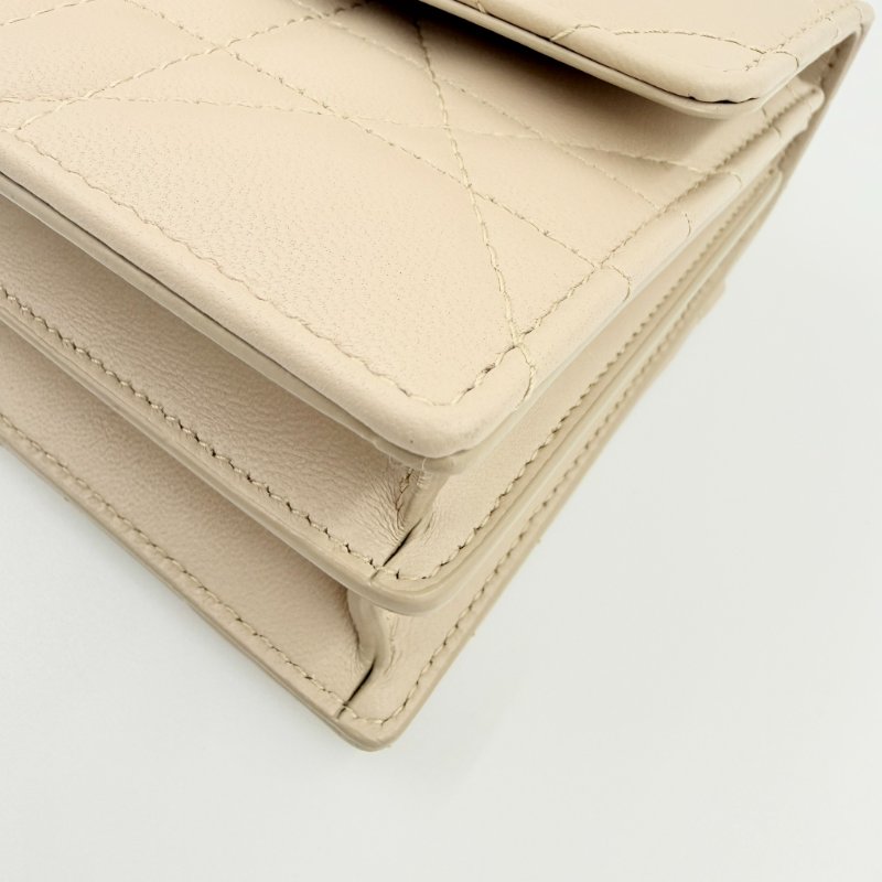 CHRISTIAN DIOR - 淡米色羊皮金釦Miss Caro 大籐格紋斜背包-7