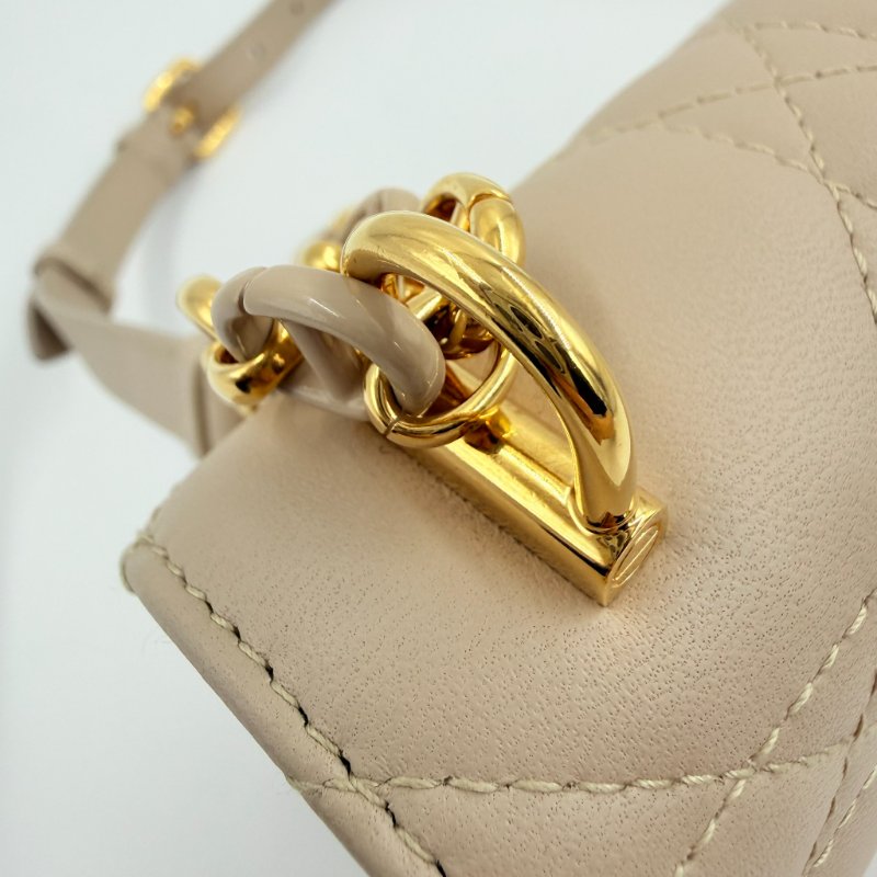 CHRISTIAN DIOR - 淡米色羊皮金釦Miss Caro 大籐格紋斜背包-16