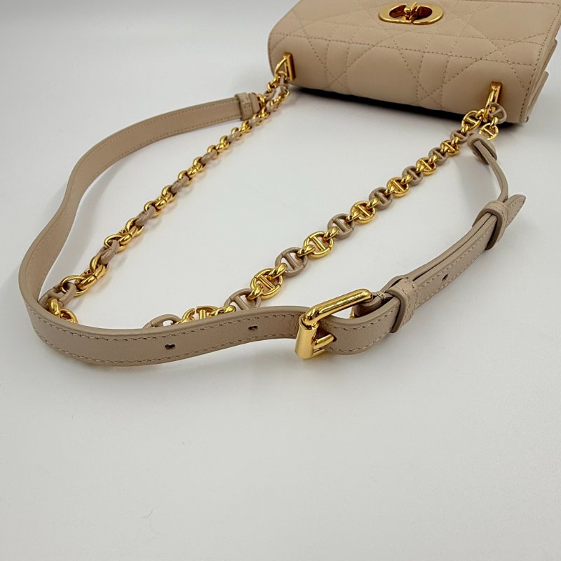 CHRISTIAN DIOR - 淡米色羊皮金釦Miss Caro 大籐格紋斜背包-20