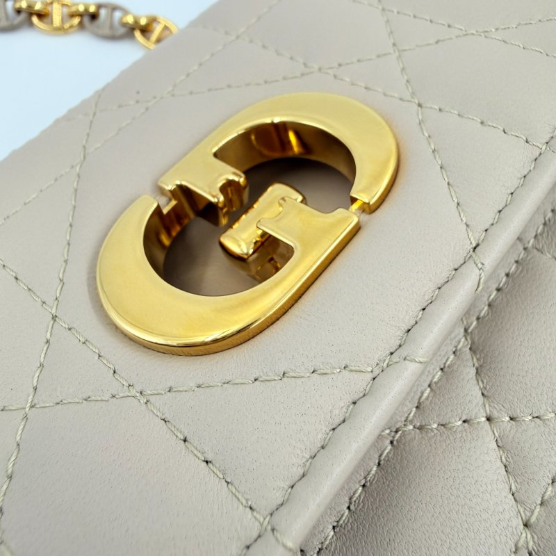 CHRISTIAN DIOR - 淡米色羊皮金釦Miss Caro 大籐格紋斜背包-24