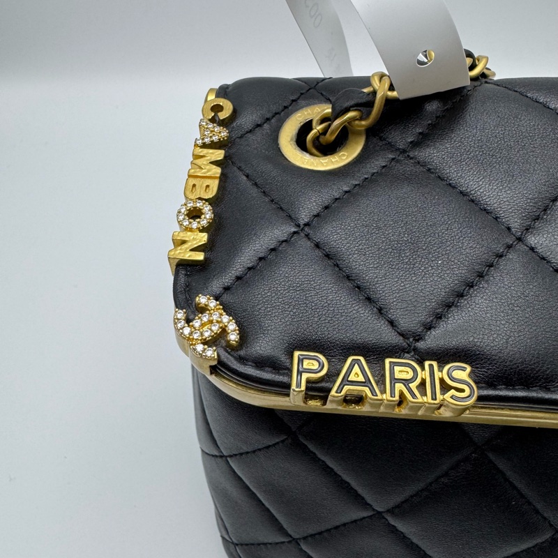 香奈兒 Chanel 23C 黑金字母盒子單肩包，晚宴包，高級手工坊系列，晶片款Quilted Lambskin Paris Monaco Kiss Lock Vanity Mini Black-3