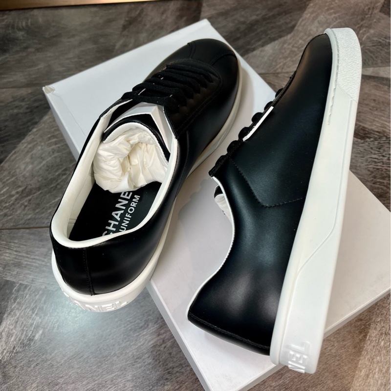 全新 Chanel 香奈兒 字母標牛皮 休閒鞋 板鞋 女款 黑色 超值 尺碼：36.5 碼 附件：無-2