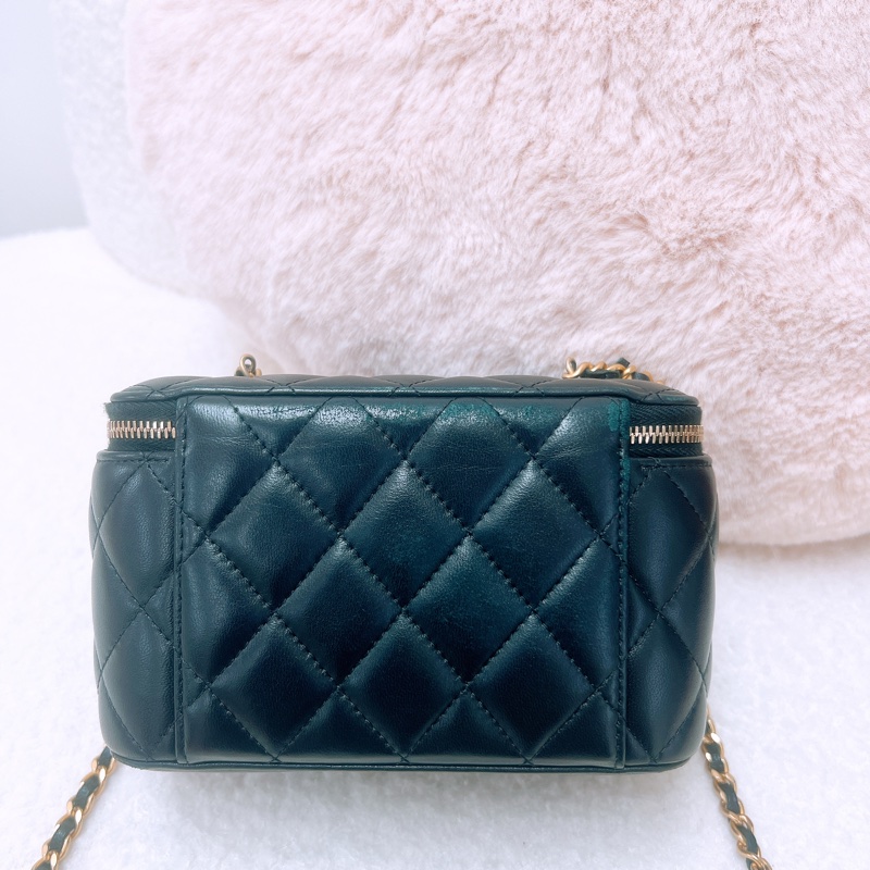 Chanel 黑色金球長盒子/化妝包-7