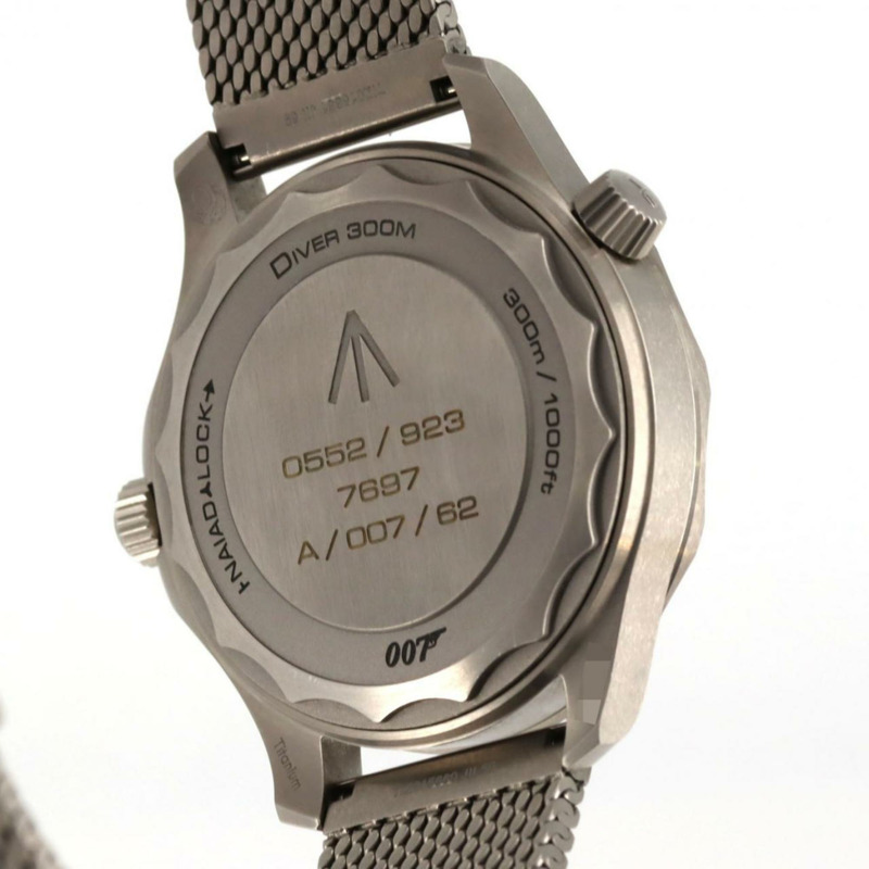 歐米茄海馬系列300公尺潛水錶007特別版TI 210.90.42.20.01.001自動腕錶-5