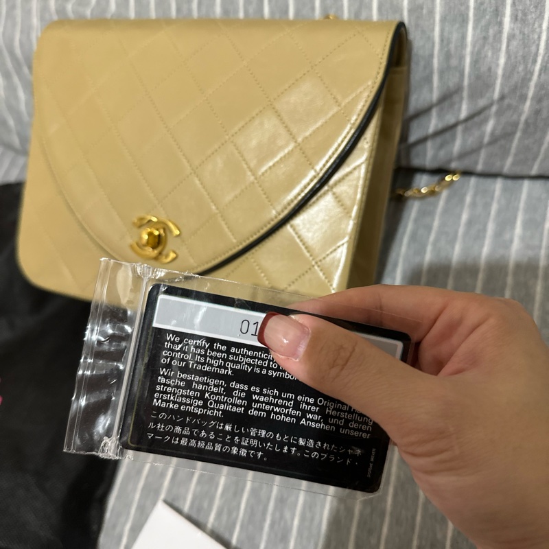 Chanel vintage 0開 奶茶色信封包-4