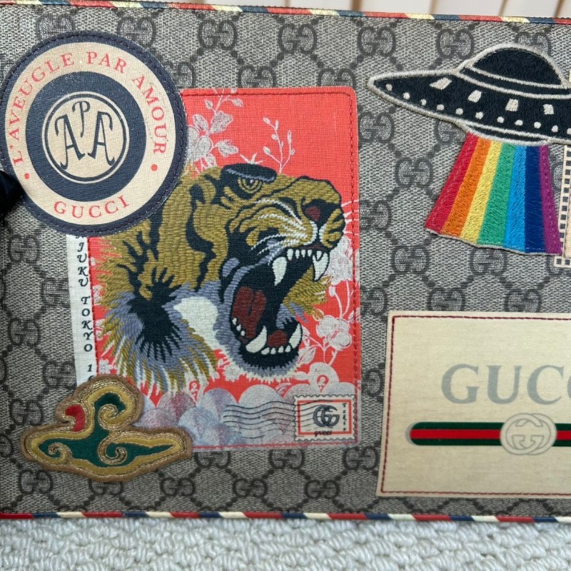 Gucci古馳老花虎頭飛碟刺繡  附帶獨特徽章設計 經典款式 時尚百搭 包身虎頭+拼貼設計 細節很特別 拉鏈正常-7