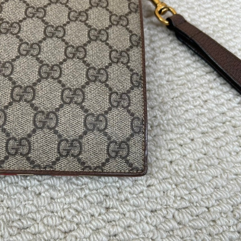 Gucci古馳老花虎頭飛碟刺繡  附帶獨特徽章設計 經典款式 時尚百搭 包身虎頭+拼貼設計 細節很特別 拉鏈正常-11