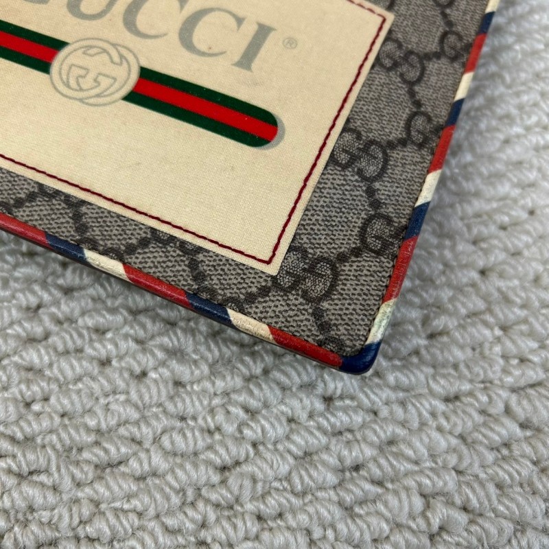 Gucci古馳老花虎頭飛碟刺繡  附帶獨特徽章設計 經典款式 時尚百搭 包身虎頭+拼貼設計 細節很特別 拉鏈正常-15