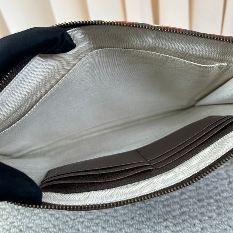 Gucci古馳老花虎頭飛碟刺繡  附帶獨特徽章設計 經典款式 時尚百搭 包身虎頭+拼貼設計 細節很特別 拉鏈正常-22