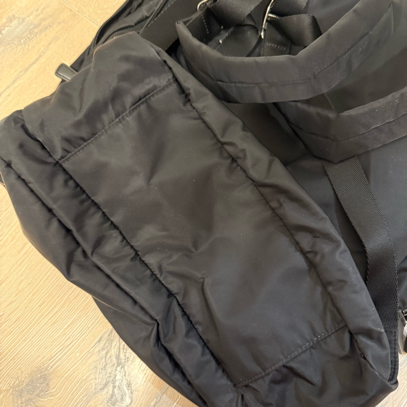 agnes b voyage logo雙層重磅尼龍黑色後背包-2