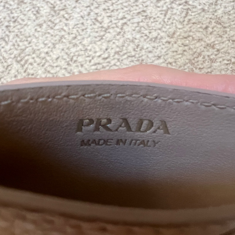 PRADA粉色卡夾-12