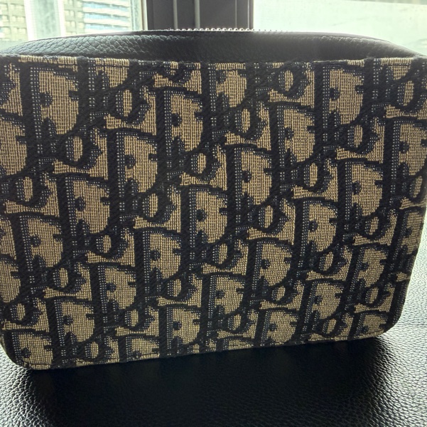 Dior Oblique 緹花 拉鍊手拿包附肩背帶-1