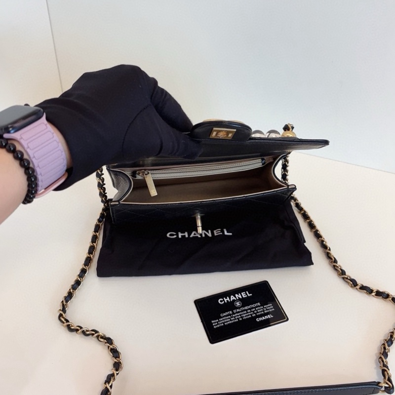 Chanel橫版透明珍珠CF-7