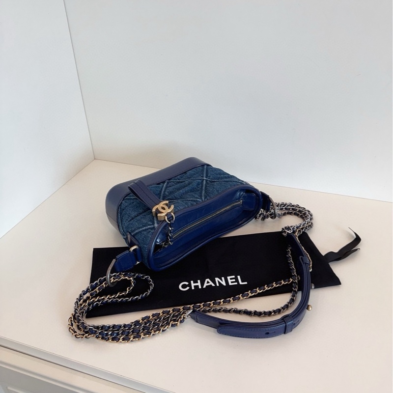 Chanel深藍大菱格牛仔流浪包-4