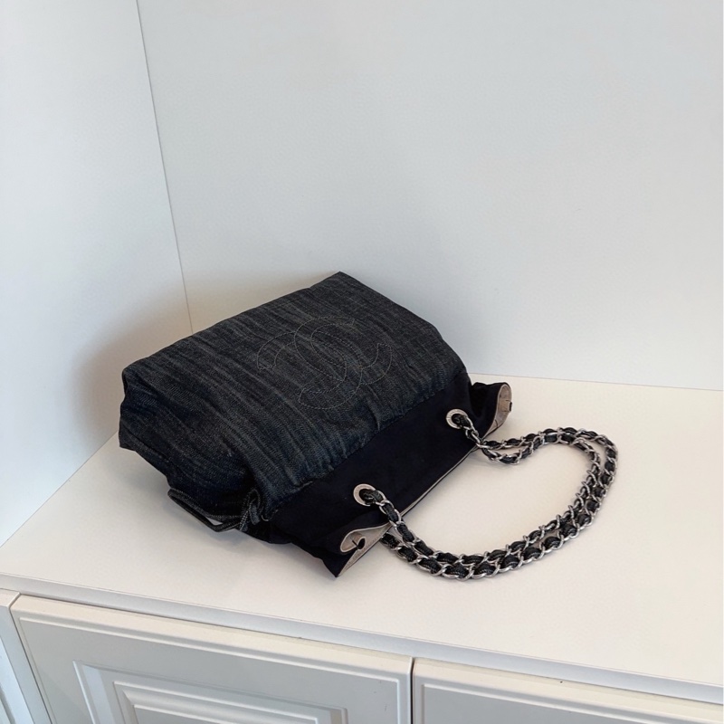 ✨Chanel 刺繡雙C logo 黑色牛仔托特包 好價🖤-8