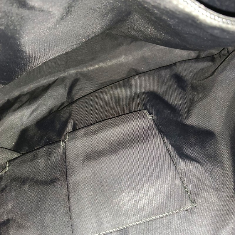 GUCCI Ligne Shima 黑色牛皮老花壓紋單肩包斜挎包銀色五金-9