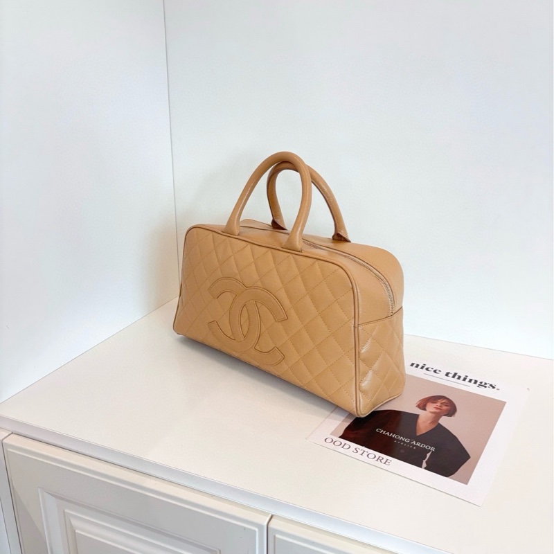 Chanel 奶茶色保齡球包-3