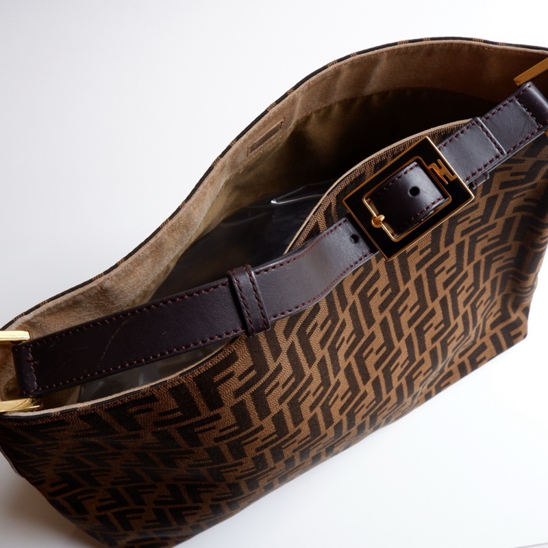 Fendi Zucca老花單肩包-6