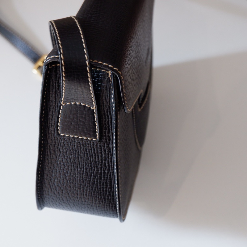 Loewe插釦外縫包-4