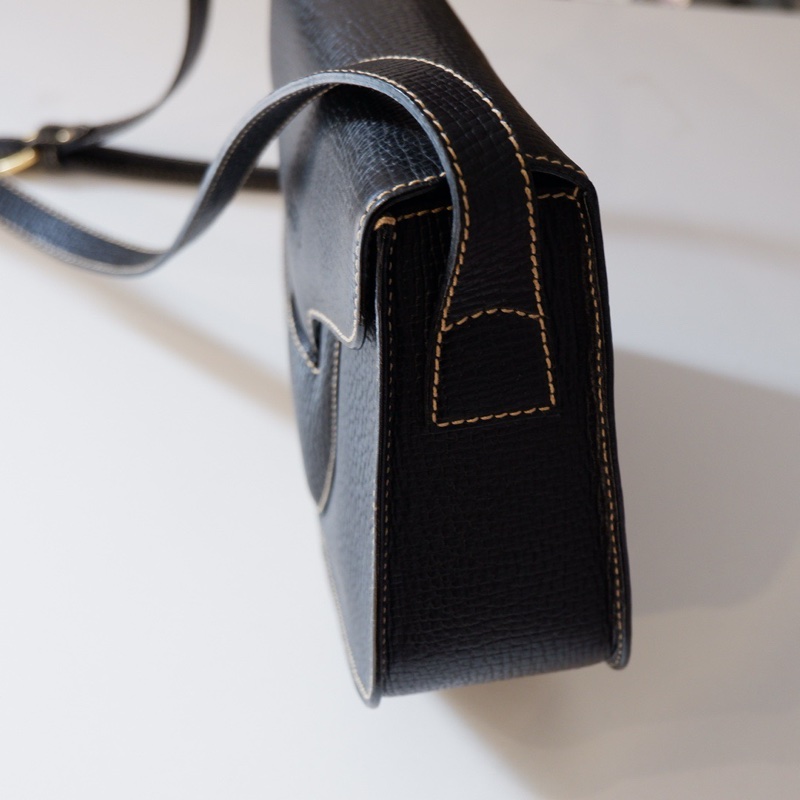 Loewe插釦外縫包-7