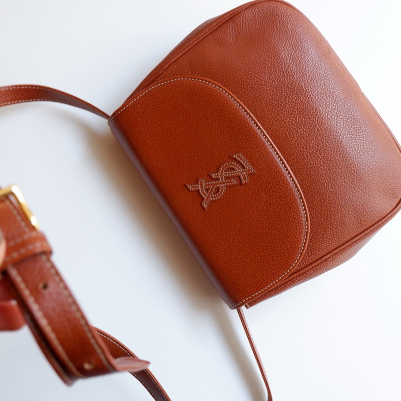 YSL外縫線Logo馬鞍包-1