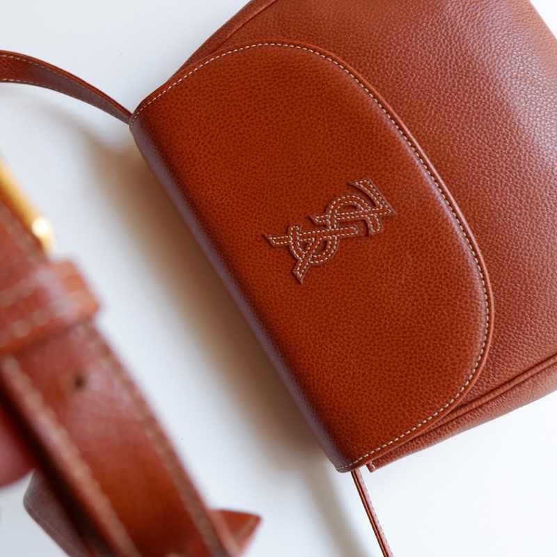 YSL外縫線Logo馬鞍包-2