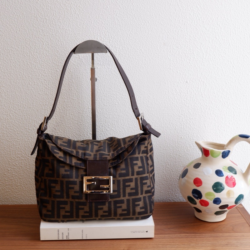 Fendi Zucca老花胖丁-0