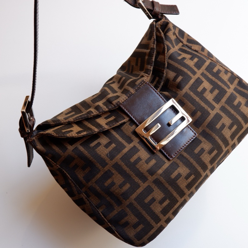 Fendi Zucca老花胖丁-1