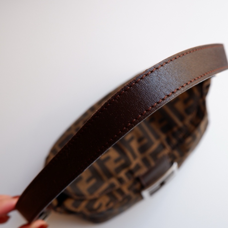 Fendi Zucca老花胖丁-3