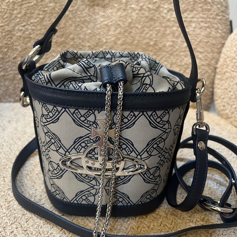 Vivienne Westwood logo small bucket-3