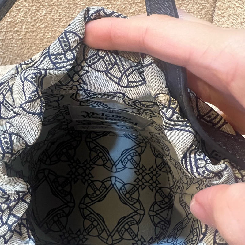 Vivienne Westwood logo small bucket-14