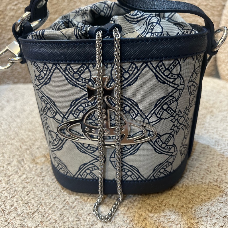 Vivienne Westwood logo small bucket-19