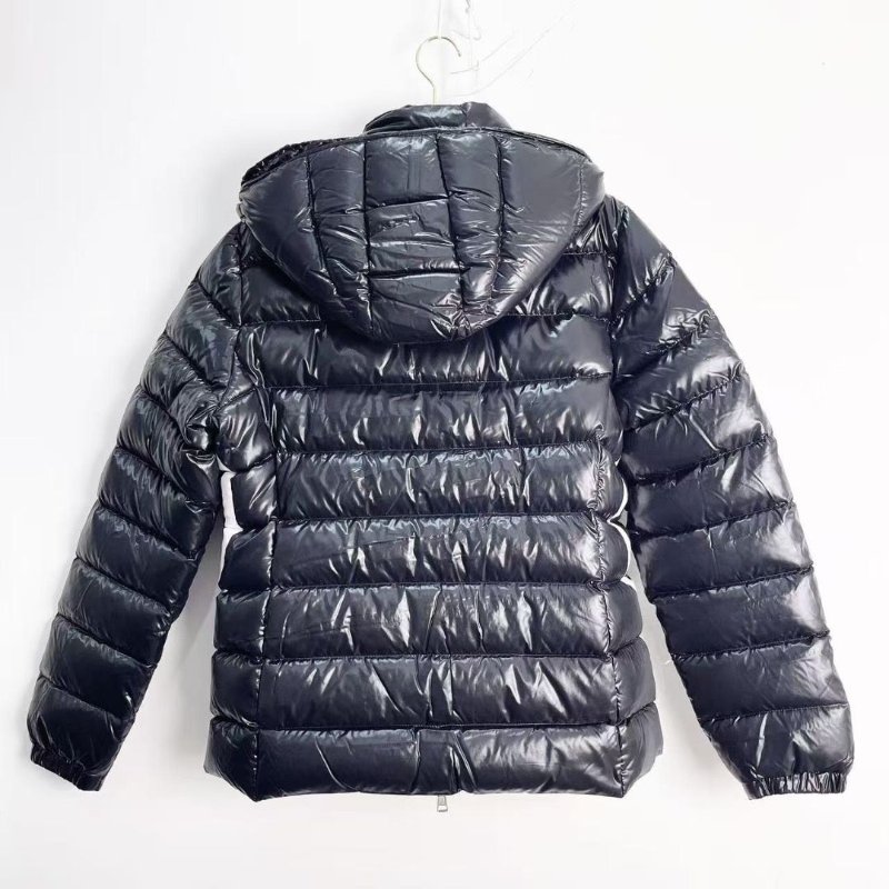 Moncler Valentino 聯名款羽絨外套46碼 衣長70胸圍100 98新配件塵袋衣架-2
