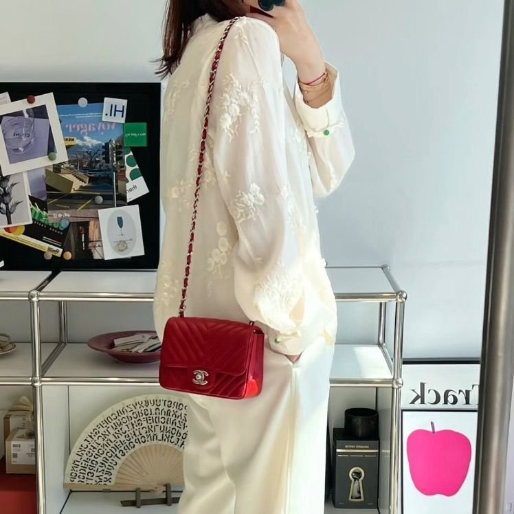 CHANEL 紅銀V紋荔枝牛皮CF中號肩背斜背包25*15*6.5 全新閒置配件盒子塵袋吊牌保卡-0