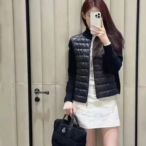 moncler 拼接針織羽絨服午夜藍色cardigan s碼 肩寬41胸圍50衣長60 99新配件塵袋衣架