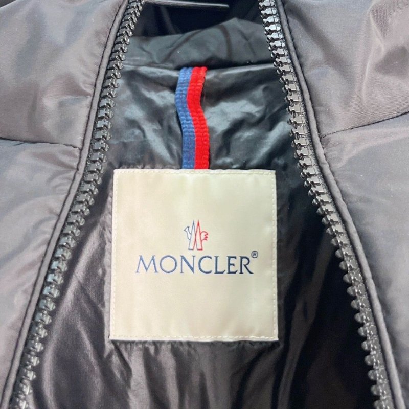 Moncler 黑色sirli女款收腰羽絨外套2碼 胸圍106衣長92肩寬47 98新配件塵袋衣架-3