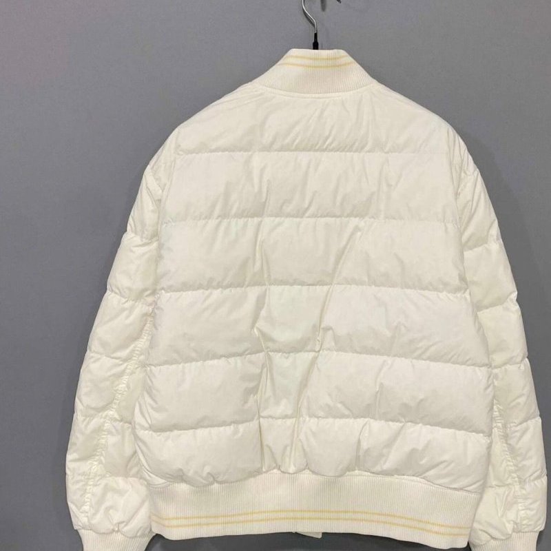 Moncler argo新款奶白色飛行員羽絨外套 1碼 99新配件塵袋衣架-4