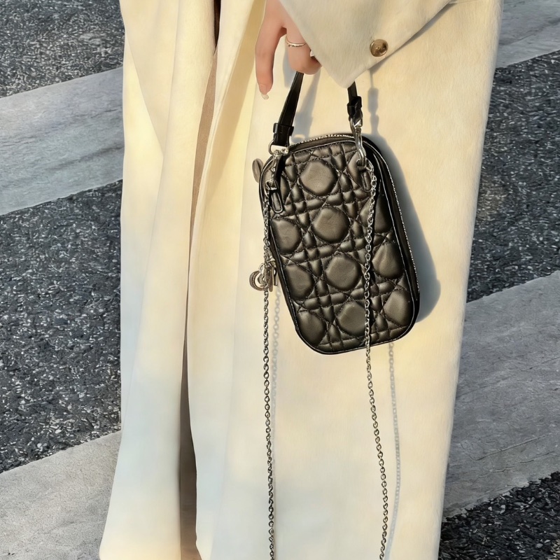 Dior 黑金竪版手機包羊皮革騰格紋可手提18*10*2.5 99新盒子塵袋-0